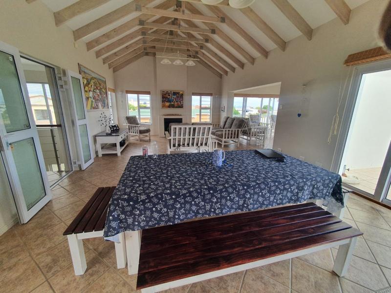 3 Bedroom Property for Sale in Franskraal Western Cape